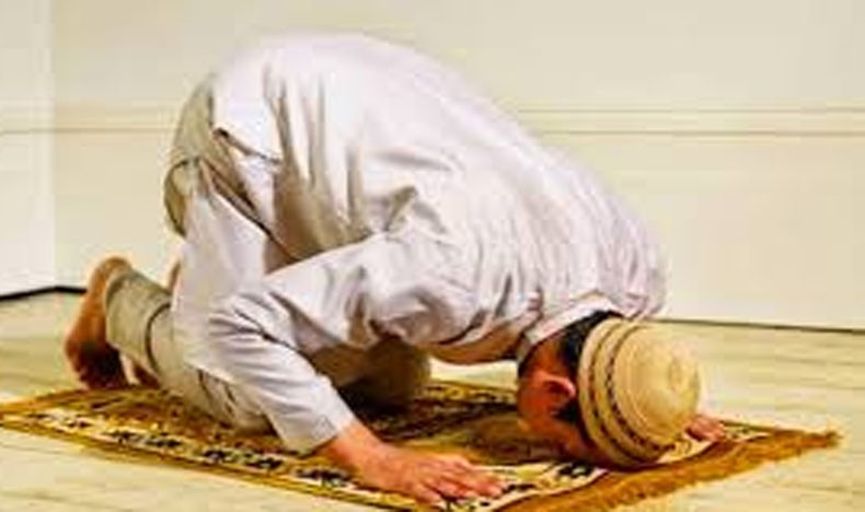 Doa Sholat Dhuha Beserta Bacaan Niat dan Keutamaannya