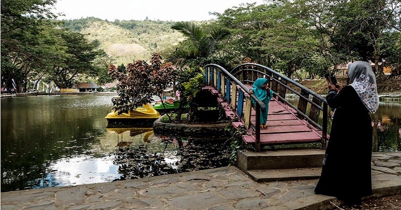 Mengenal Wisata Gorontalo, Ada Kolam Air Panas Lombongo dan Burung Langka Maleo