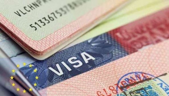 Warga dari 43 Negara Bebas Visa Kunjungan Wisata ke RI Mulai Hari Ini