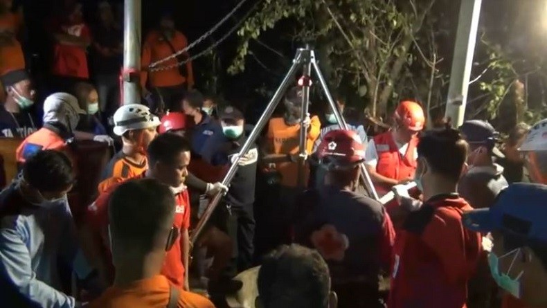 Sepekan Tak Terlihat, Warga Singosari Malang Ditemukan Tewas Membusuk di Sumur