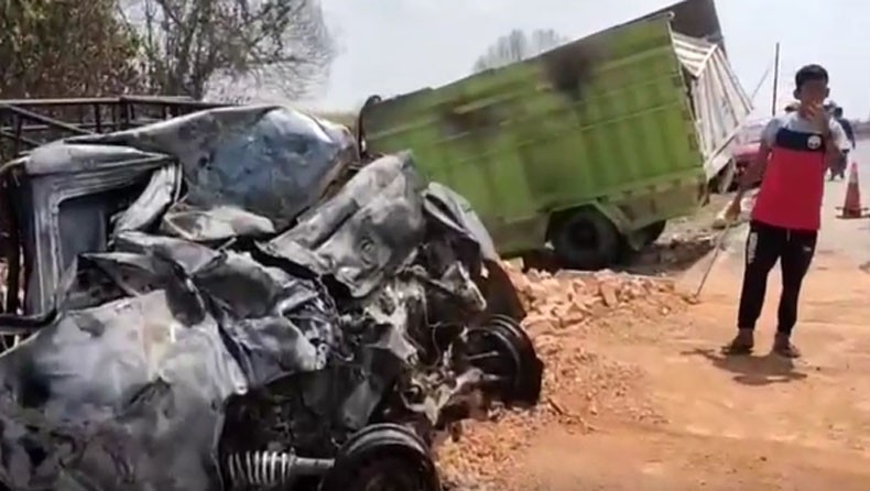 Kecelakaan Maut Pikap Granmax Tabrak Truk di Lampung Tengah, 6 Orang Tewas dan 5 Luka Berat
