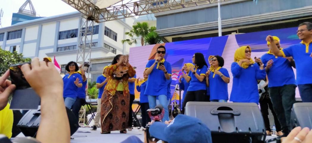 Sri Mulyani Nyanyi Lagu Bengawan Solo dalam Peringatan Hari Oeang