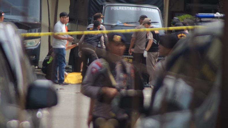 Polisi Korban Ledakan Bom Bunuh Diri di Polrestabes Medan Dilarikan ke RS Bhayangkara
