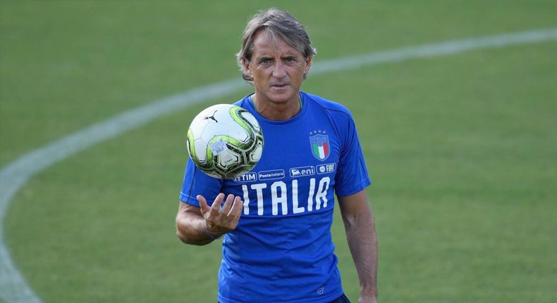 Roberto Mancini: Italia Bidik Trofi Euro 2020 dan Piala Dunia 2022