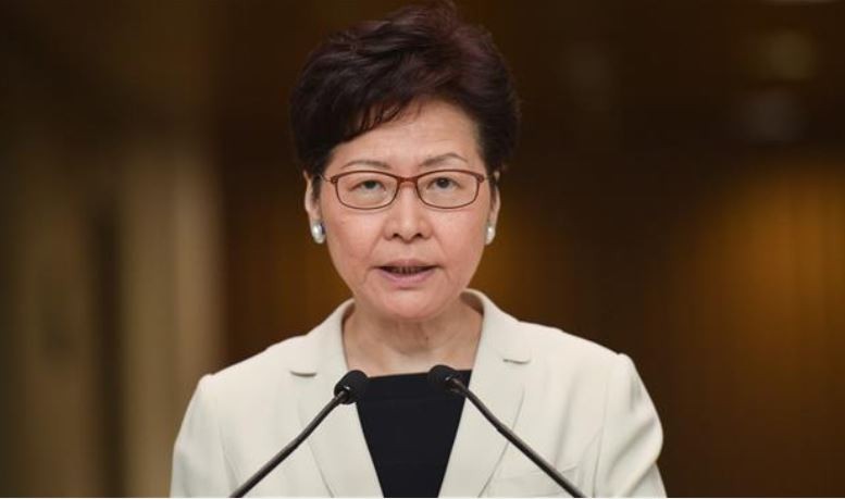 Pemimpin Hong Kong Carrrie Lam Ancam Demonstran yang Bertahan di Kampus Menyerah