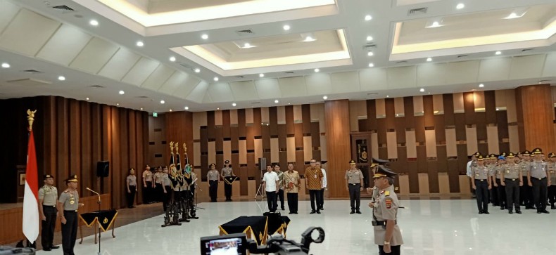 Ketua KPK Terpilih Irjen Pol Firli Bahuri Resmi Jabat Kabaharkam Polri