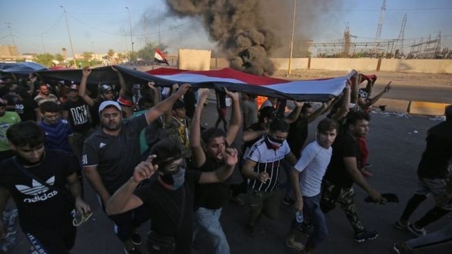 Pengunjuk Rasa dan Pasukan Keamanan Bentrok di Irak, 2 Orang Tewas