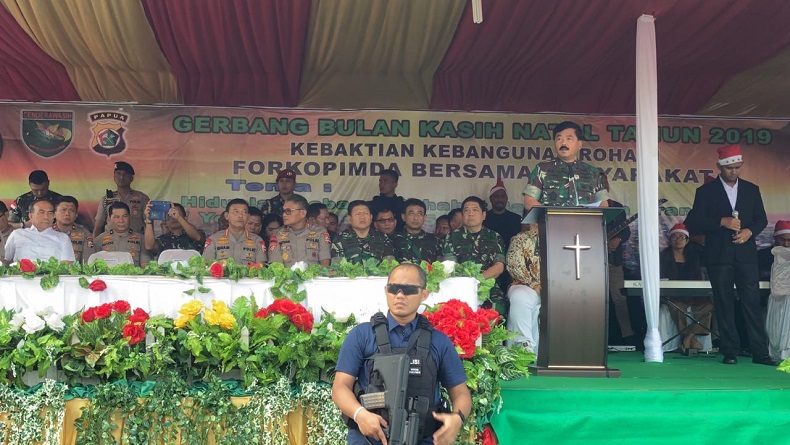 Panglima TNI dan Kapolri Hadiri KKR Natal di Wamena, Warga Diajak Sebar Kebaikan dan Kasih
