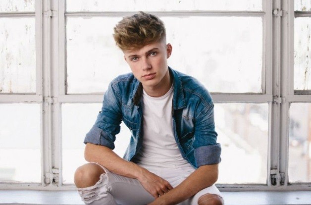 HRVY Jadi Bintang Tamu Spektakuler Show Top 13 Indonesian Idol 2019