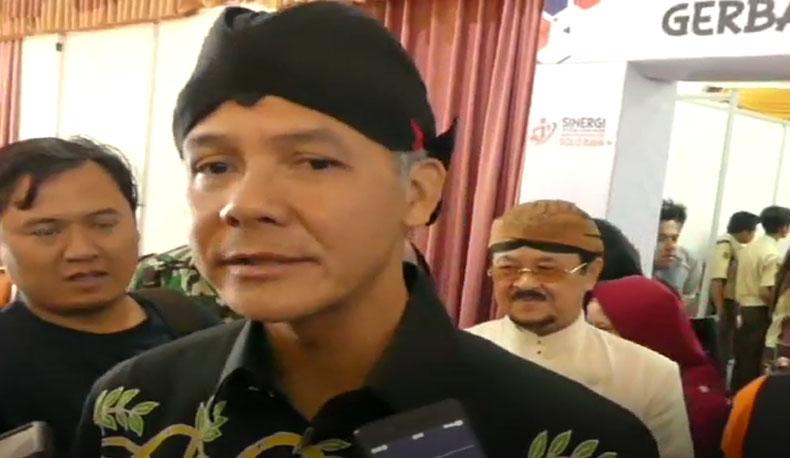 Siswi SMA di Sragen Diteror karena Tak Pakai Jilbab, Begini Respons Ganjar Pranowo