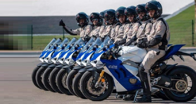 Selain Supercar, Kepolisian di Arab Juga Gunakan Superbike untuk Patroli
