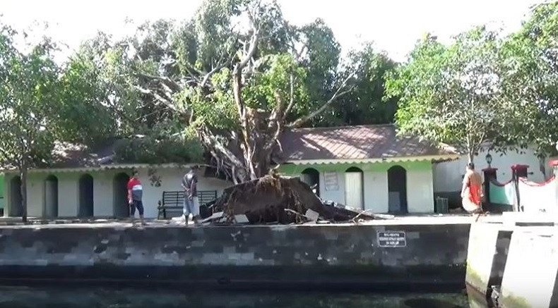 Hujan dan Angin Kencang Rusak Umbul Pengging Boyolali, Objek Wisata Ditutup Sementara