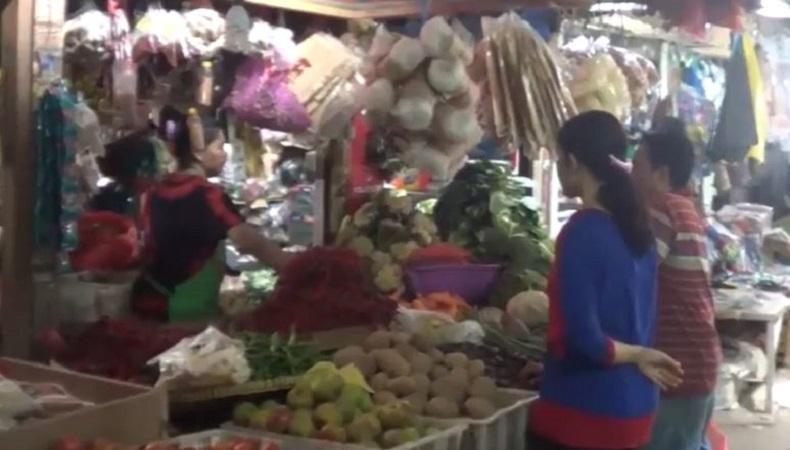 Harga Bawang Merah di Pasar Induk Larangan Sidoarjo Meroket Jelang Nataru