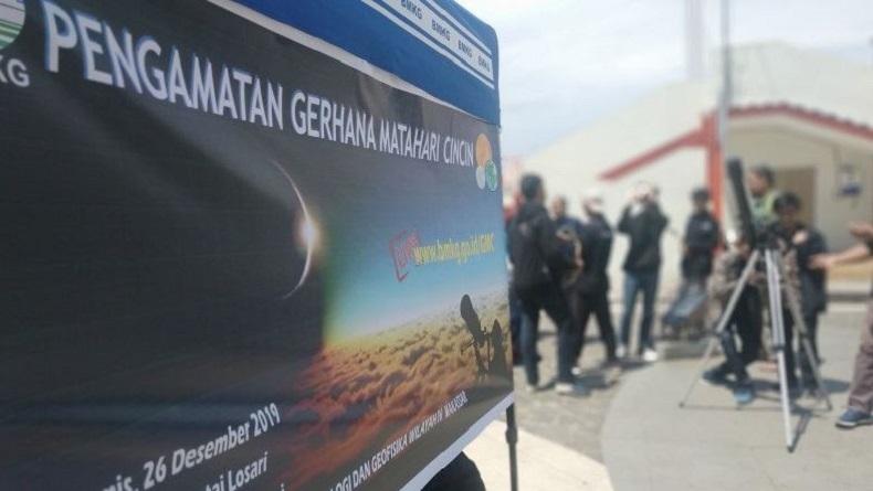 Gerhana Matahari Terlihat di Sulsel, Berlangsung Hampir 2 Jam
