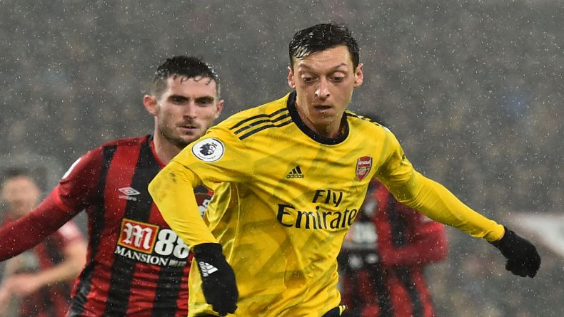 Terkesan dengan Sikap Mesut Ozil, Mikel Arteta Ingin Memberinya Kesempatan