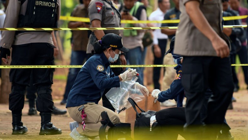 Geger, Warga Sentani Jayapura Temukan Paket Diduga Bom di Samping Rumah