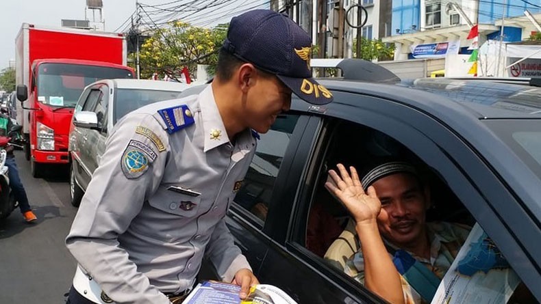 Perluasan Ganjil Genap di DKI Berlaku Besok Termasuk untuk Transportasi Online