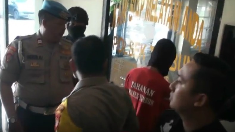Tak Terima Dinasihati, Anak Tega Tikam Ayah Tiri hingga Tewas di Bekasi