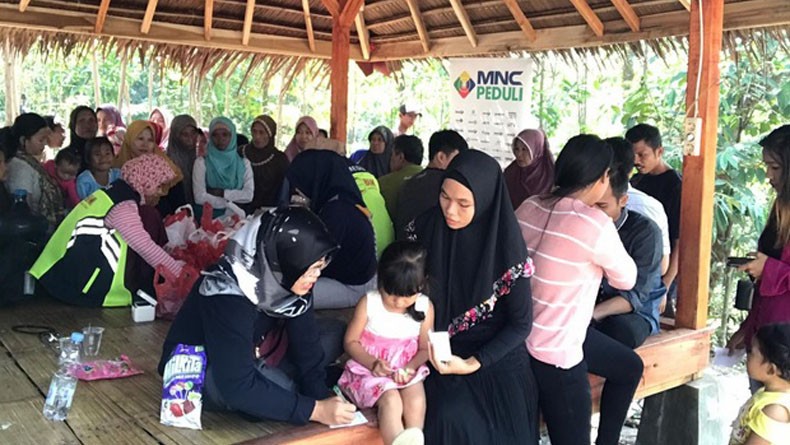 MNC Peduli Bersama PT Doulton dan Yasmui Beri Bantuan untuk Warga Badui Banten