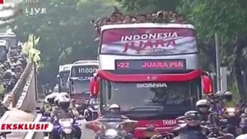 Suasana Pawai Timnas Indonesia U-22 Juara Piala AFF 2019