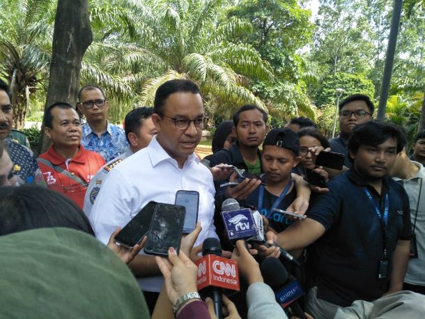 Cegah Genangan, Anies Minta Kontraktor Perhatikan Saluran Air
