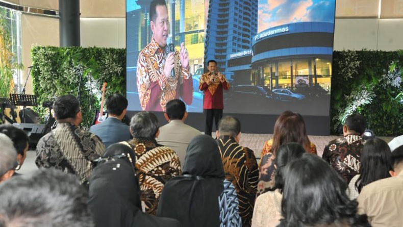 Ketua MPR: Stabilitas Politik Kunci Indonesia Tak Terjerumus ke Jurang Resesi