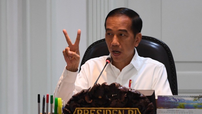 Jokowi Tak Wajibkan Stafsus Ngantor Tiap Hari yang Penting Target Tercapai