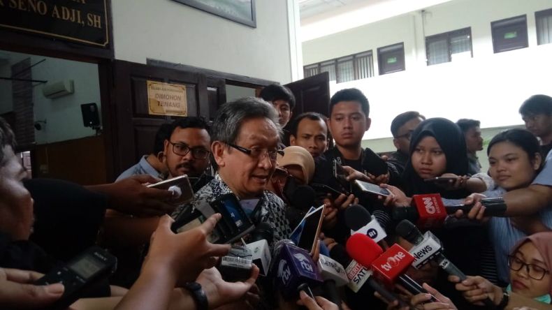 Maqdir Ismail Minta Nurhadi Serahkan Diri ke KPK