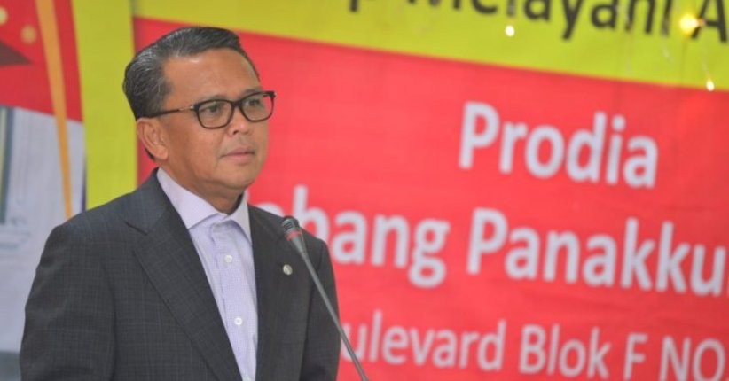 Gubernur Nurdin Abdullah Imbau Warga Batasi Berjabat Tangan dan Cipika-cipiki