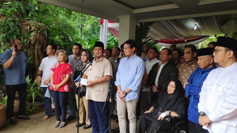 Prabowo Subianto Kunjungi Korban Kerusuhan Aksi 22 Mei