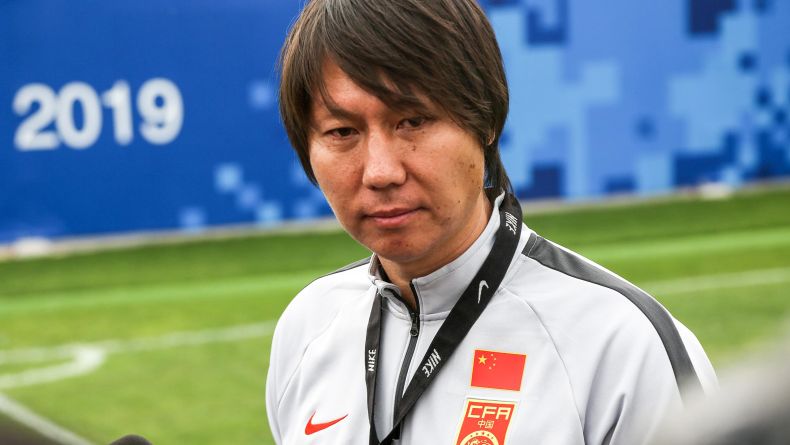 Mantan Bintang Everton Li Tie Resmi Latih Timnas China