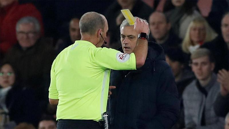 Diganjar Kartu Kuning, Mourinho: Saya Kasar ke Orang Idiot