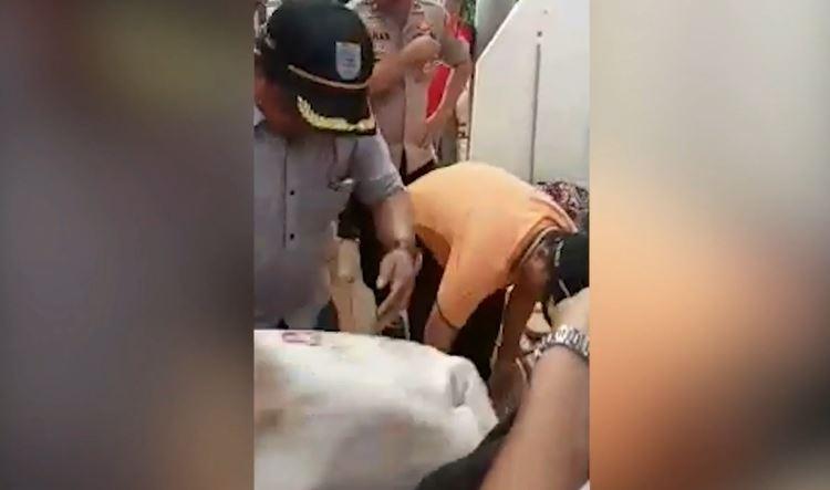 Bersih-bersih Usai Banjir, Warga Malah Temukan Ganja 51 Kg di Sawangan Depok