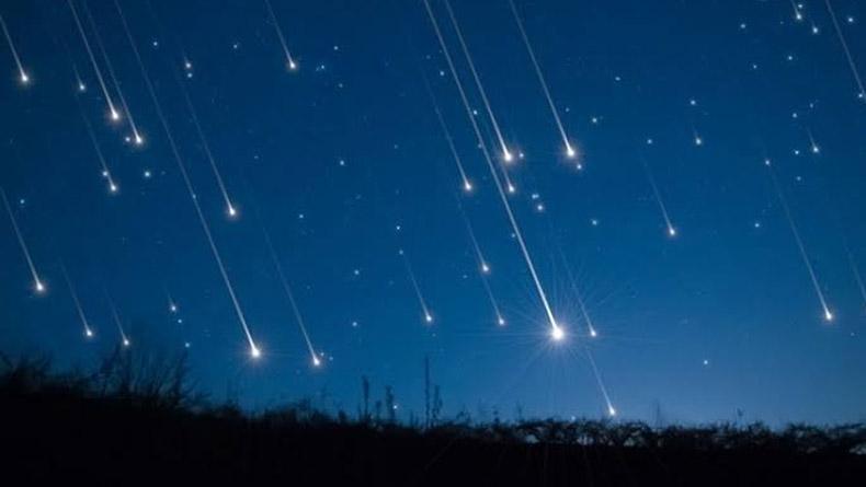 Hujan Meteor, Ini Bacaan Doa dan Zikir ketika Melihat Bintang Jatuh