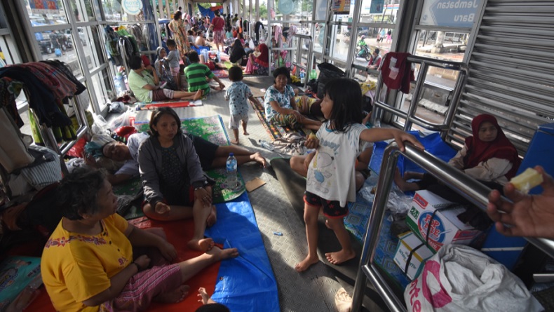 Update Banjir Jabodetabek: 183.530 Orang Mengungsi, 47 Meninggal