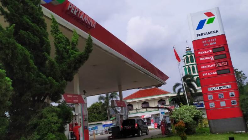 Harga BBM di SPBU Shell, Total, dan Pertamina Turun, Mana yang Paling Murah?