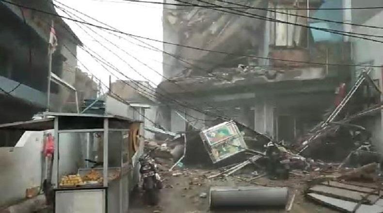 Gedung Roboh di Slipi Sudah Miring Sejak 2 Tahun