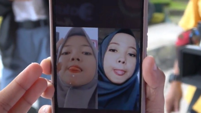 Viral Kisah Anak Kembar Nadya dan Nabila Dipertemukan Medsos setelah 16 Tahun