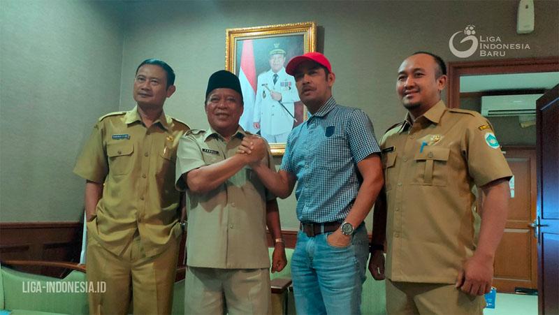 Nil Maizar Kembali Dipercaya Jadi Pelatih Persela Lamongan