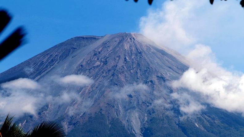 Kabar Baik untuk Pendaki, Gunung Semeru Akan Dibuka Awal Oktober