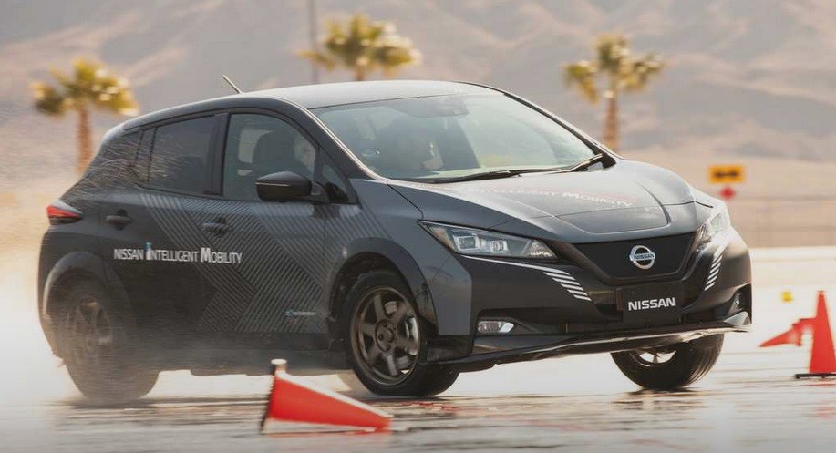 Mengenal Teknologi Terbaru Mobil Listrik Nissan e-4ORCE