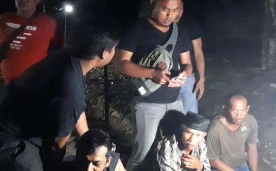 Gerebek Arena Judi Sabung Ayam di Wajo Sulsel, Polisi Amankan 8 Orang