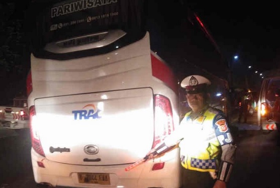 Kecelakaan Bus Rombongan Kiai NU di Tol Cipali, Kernet Bus Tewas