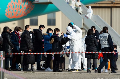 36 Orang yang Dievakuasi dari China ke Prancis Diduga Terpapar Virus Korona