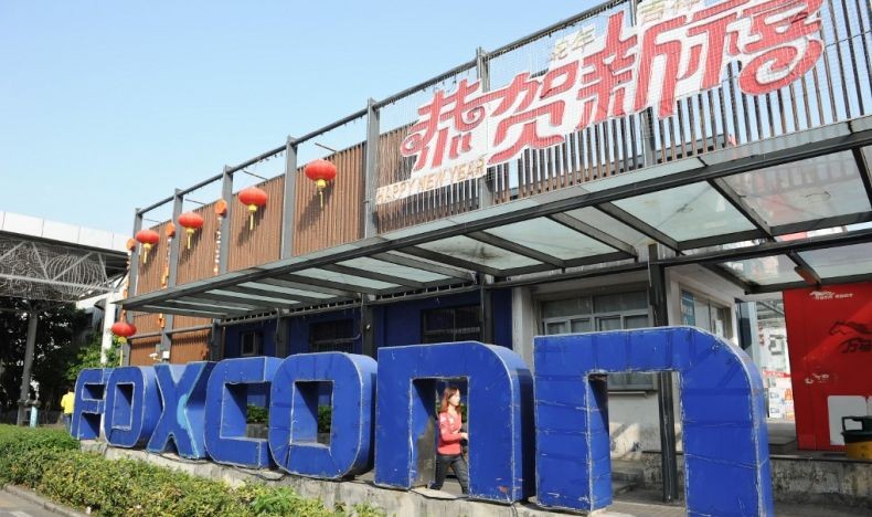 China Lockdown Area Sekitar Pabrik iPhone Terbesar di Dunia