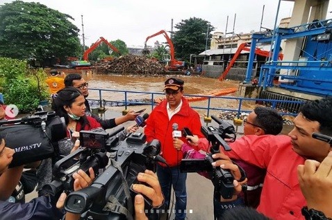 Anies Tak Hadiri Rapat dengan DPR, Lebih Pilih Tinjau Banjir