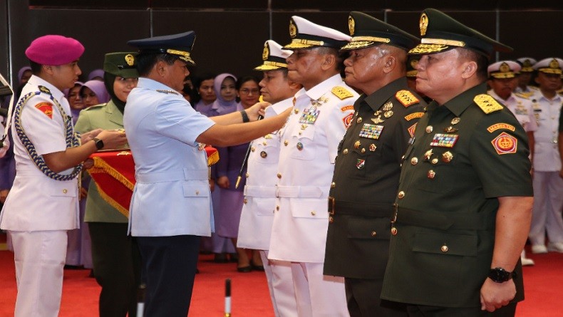 Mutasi TNI, Panglima Lantik Danjen Akademi TNI dan Asops