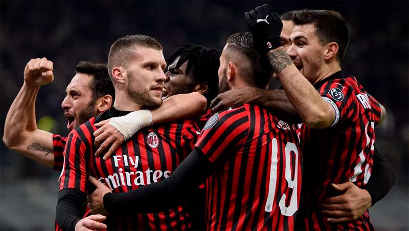 Segera Gelar Latihan, AC Milan Panggil Pemain di Luar Italia