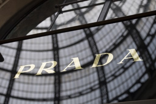 Giliran Prada Tunda Peragaan Busana di Jepang karena Virus Korona