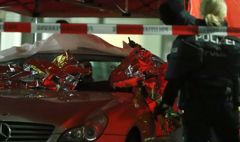 Penembakan di 2 Bar Jerman Tewaskan 8 Orang, Para Pelaku Masih Berkeliaran